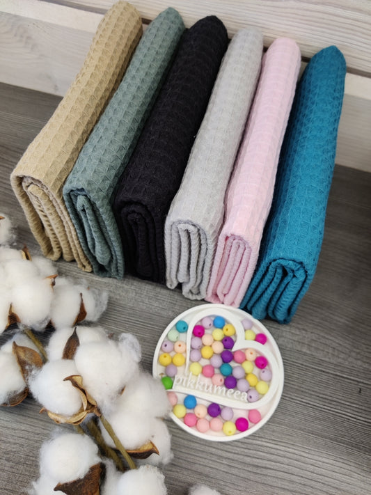 Pyyhe vohvelikankaasta (eri värejä)