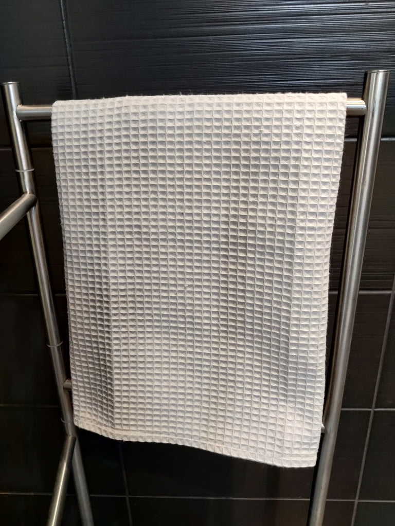Pyyhe vohvelikankaasta (eri värejä)