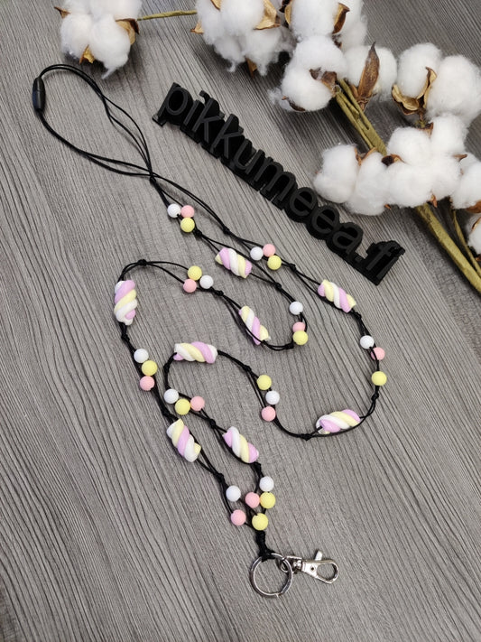 Avainnauha olan yli Vaahtokarkki Fimo (eri värejä)