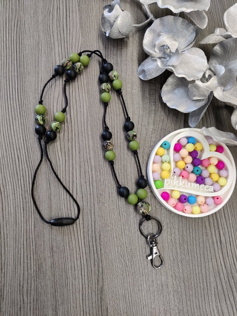 Avainkaulanauha Camo 90cm (camo / musta / oliivi) - pikkumeea