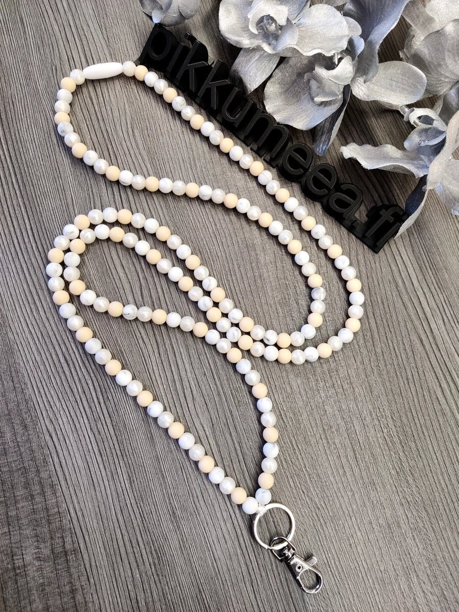 Avainnauha olan yli (marmori / vaalea beige / helmiäisvalkoinen) - pikkumeea