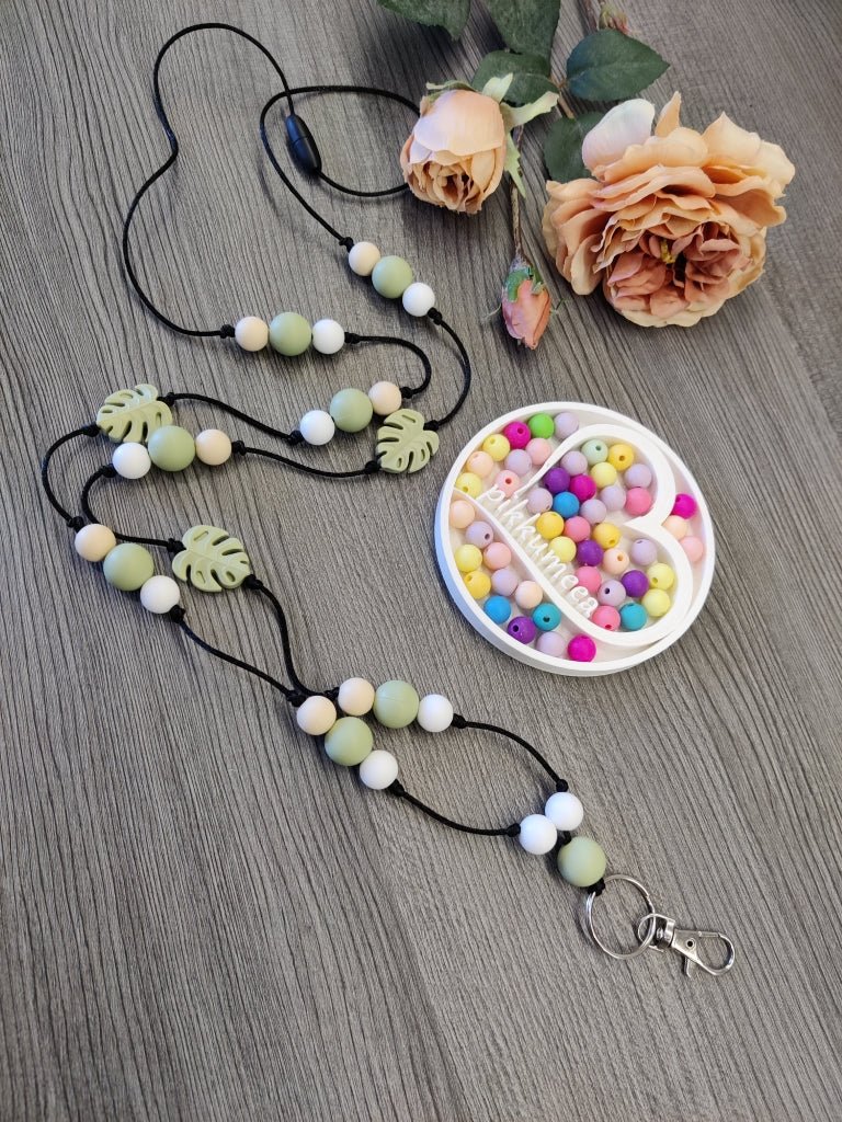 Avainnauha olan yli Peikonlehti (salvia / vaalea beige / valkoinen) - pikkumeea