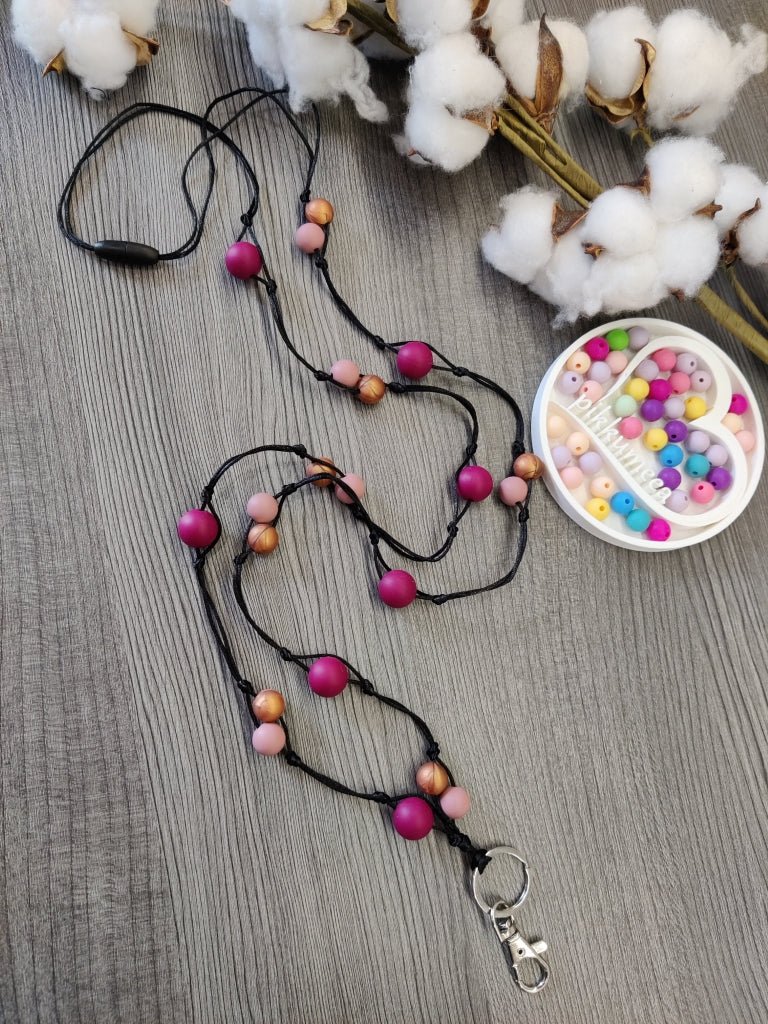 Avainnauha olan yli (viininpunainen / kupari / tumma roosa) - pikkumeea