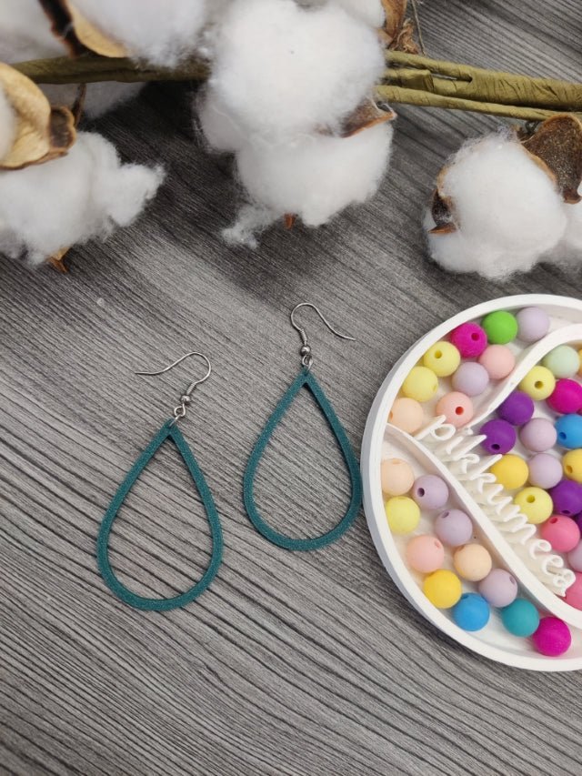 Korvakorut Pisara - iso (eri värejä) - pikkumeea