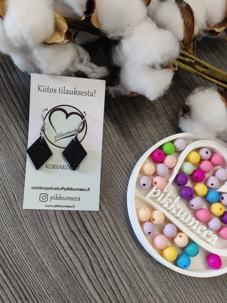 Korvakorut Salmiakki - pieni (musta) - pikkumeea