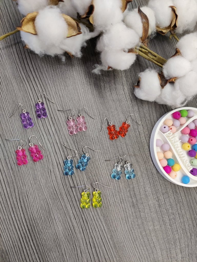 Nallekarkkikorvakorut (eri värejä) - pikkumeea