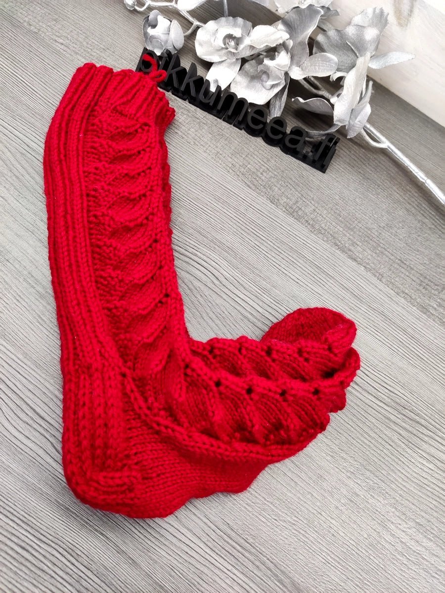 Tummanpunaiset piirakkavillasukat (36 - 37) - pikkumeea