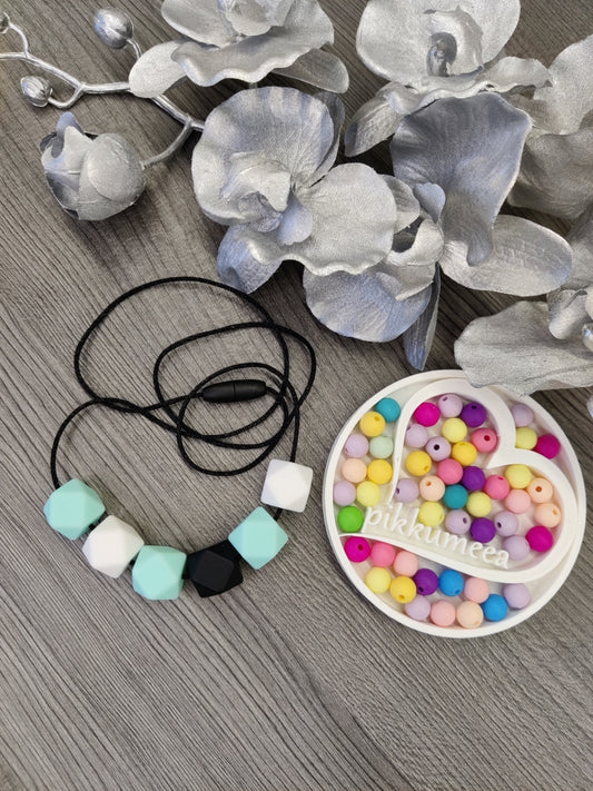 Imetys-/kantokoru (eri värejä)