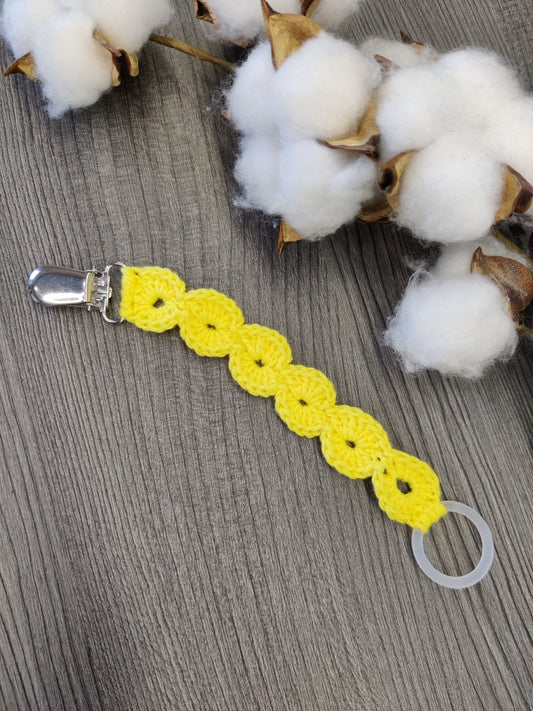 Virkattu tuttinauha (eri värejä)