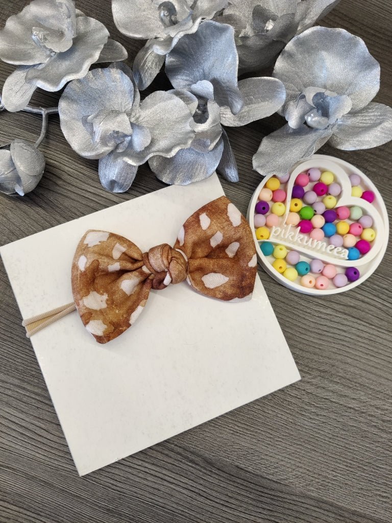 Hiuspanta harsorusetilla "bambin pilkut" - pikkumeea