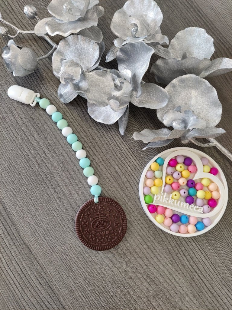 Purulelu ruskea keksi (eri värejä) - pikkumeea