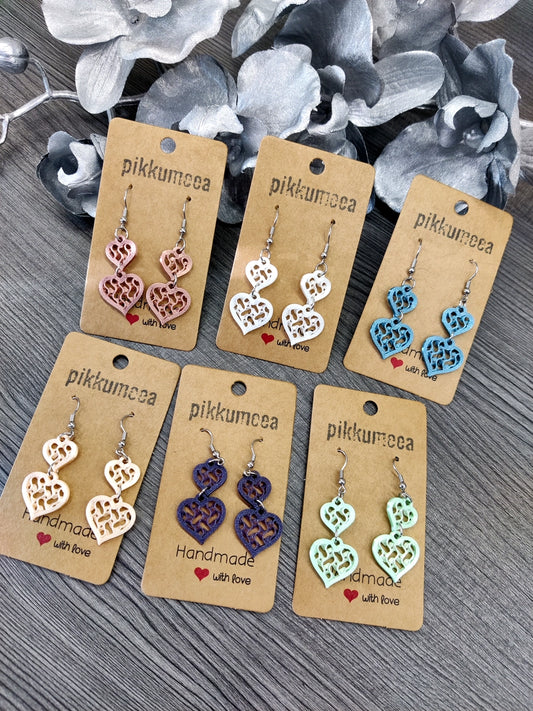 Korvakorut Kaksi sydäntä Aalto eri väreissä