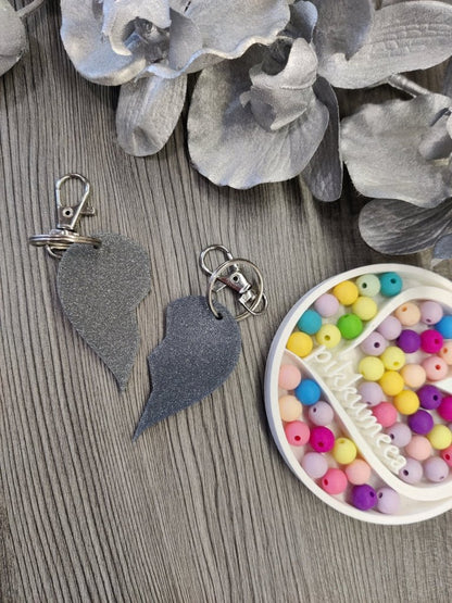 Avaimenperä sydämen puolikkaat (eri värejä) - pikkumeea