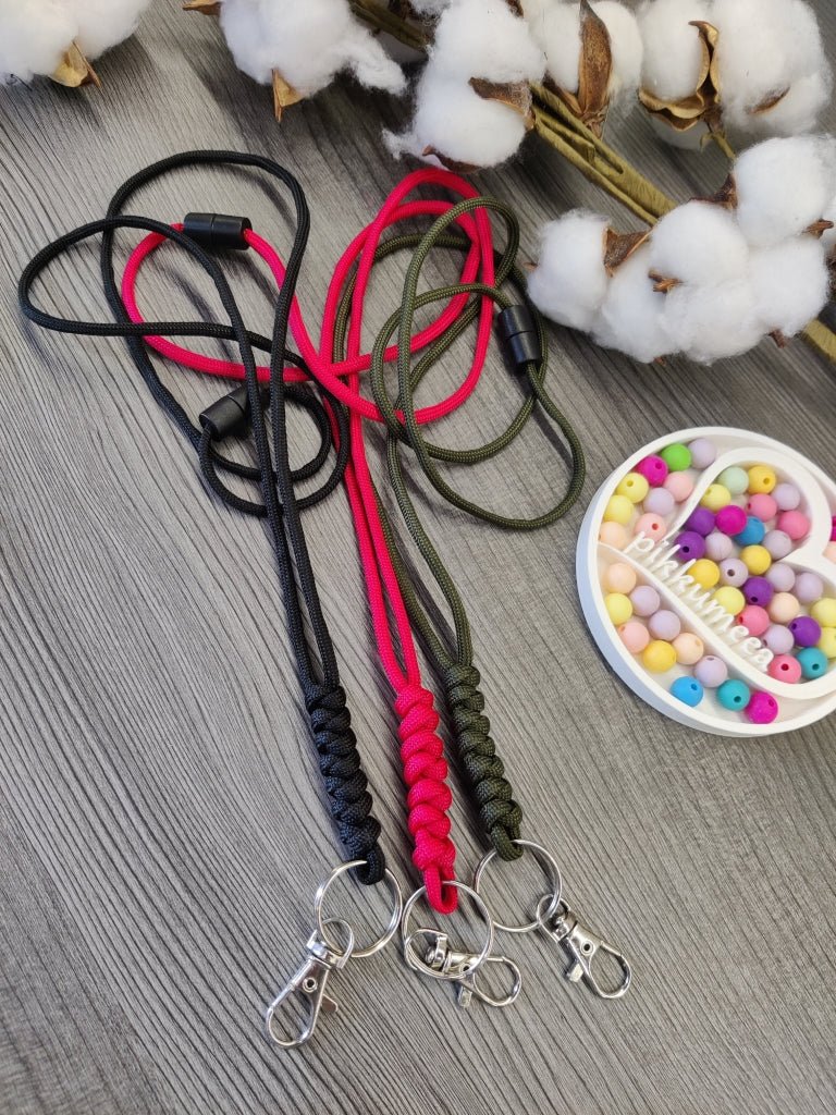 Avainkaulanauha 75cm Paracord (eri värejä) - pikkumeea