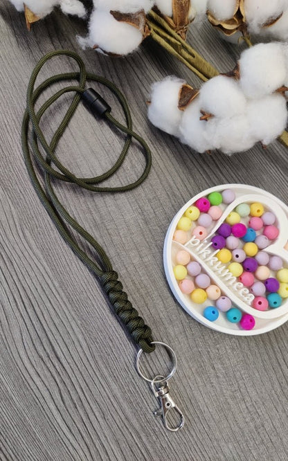 Avainkaulanauha 75cm Paracord (eri värejä) - pikkumeea