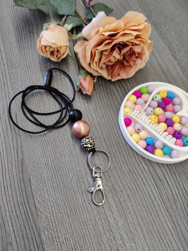 Avainkaulanauha 90cm (kupari / leopardi / musta) - pikkumeea