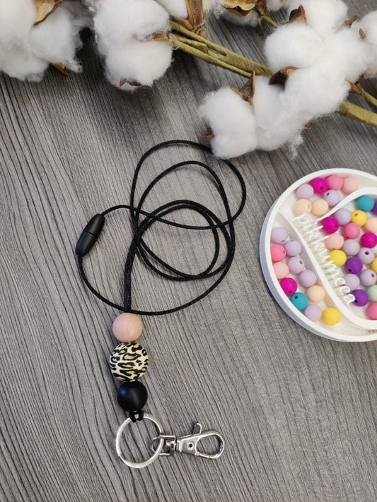 Avainkaulanauha Leopardi 90cm (musta / leopardi / ruusukulta) - pikkumeea