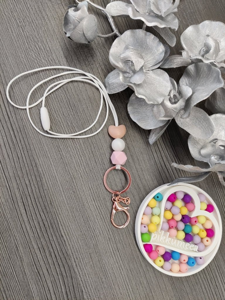 Avainkaulanauha Sydän 90cm (ruusukulta / helmiäisvalkoinen / vaaleanpunainen) - pikkumeea