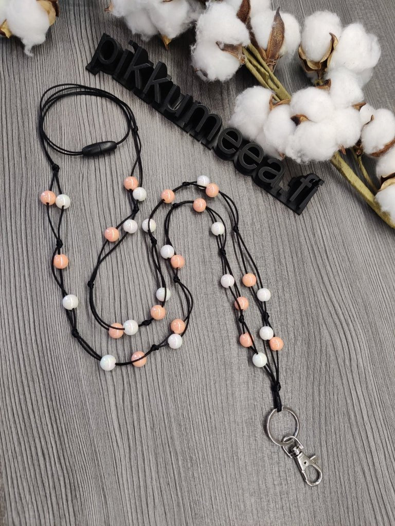 Avainnauha olan yli akryylihelmistä (koralli / valkoinen) - pikkumeea