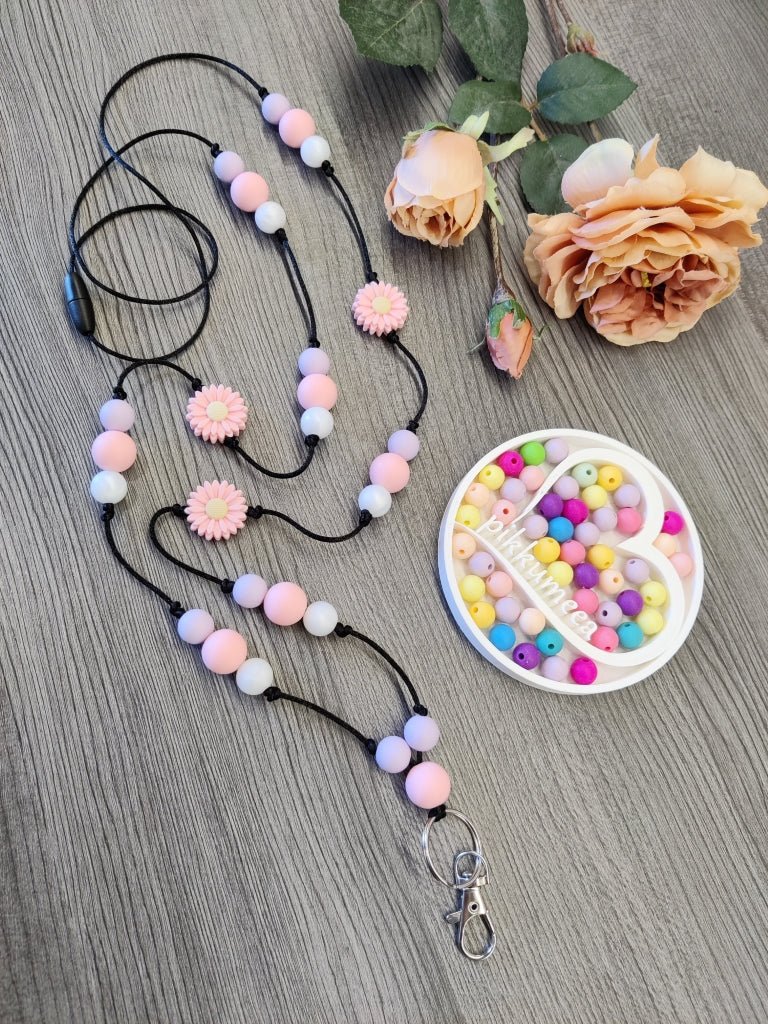 Avainnauha olan yli Kesä (vaaleanpunainen / vaaleanliila / helmiäisvalkoinen) - pikkumeea