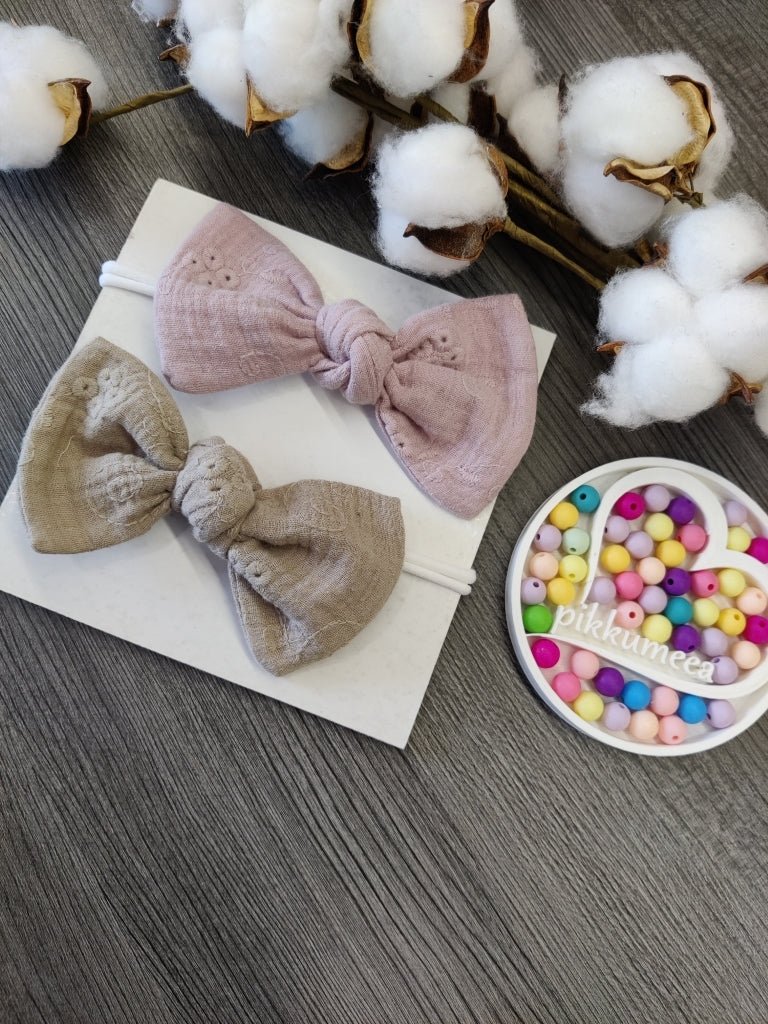 Hiuspanta harsorusetilla kukka (eri värejä) - pikkumeea