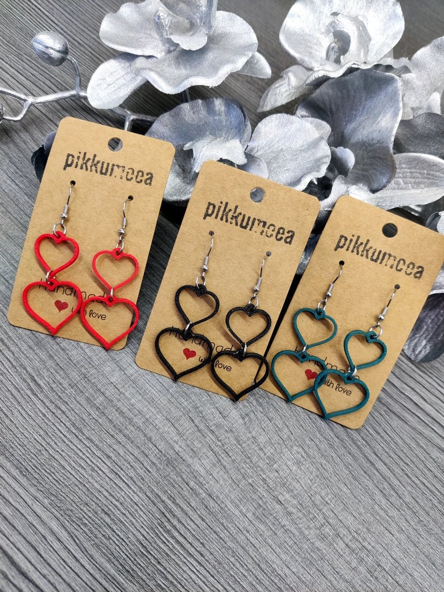 Korvakorut Kaksi sydäntä - pieni (eri värejä) - pikkumeea