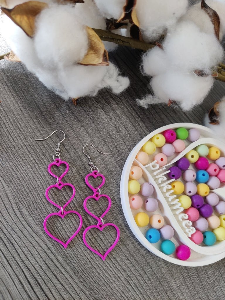 Korvakorut Kolme sydäntä - iso (eri värejä) - pikkumeea