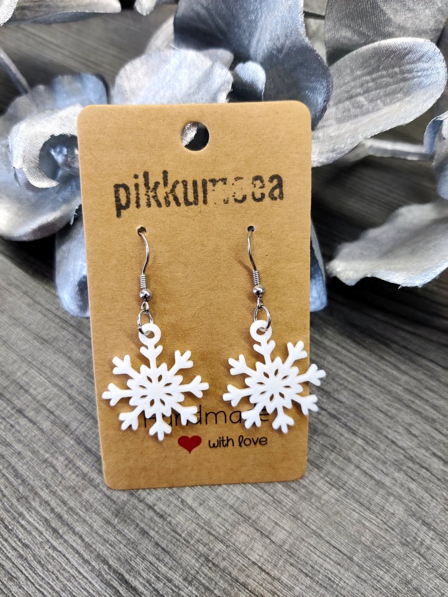 Korvakorut Lumihiutale - pieni (eri värejä) - pikkumeea