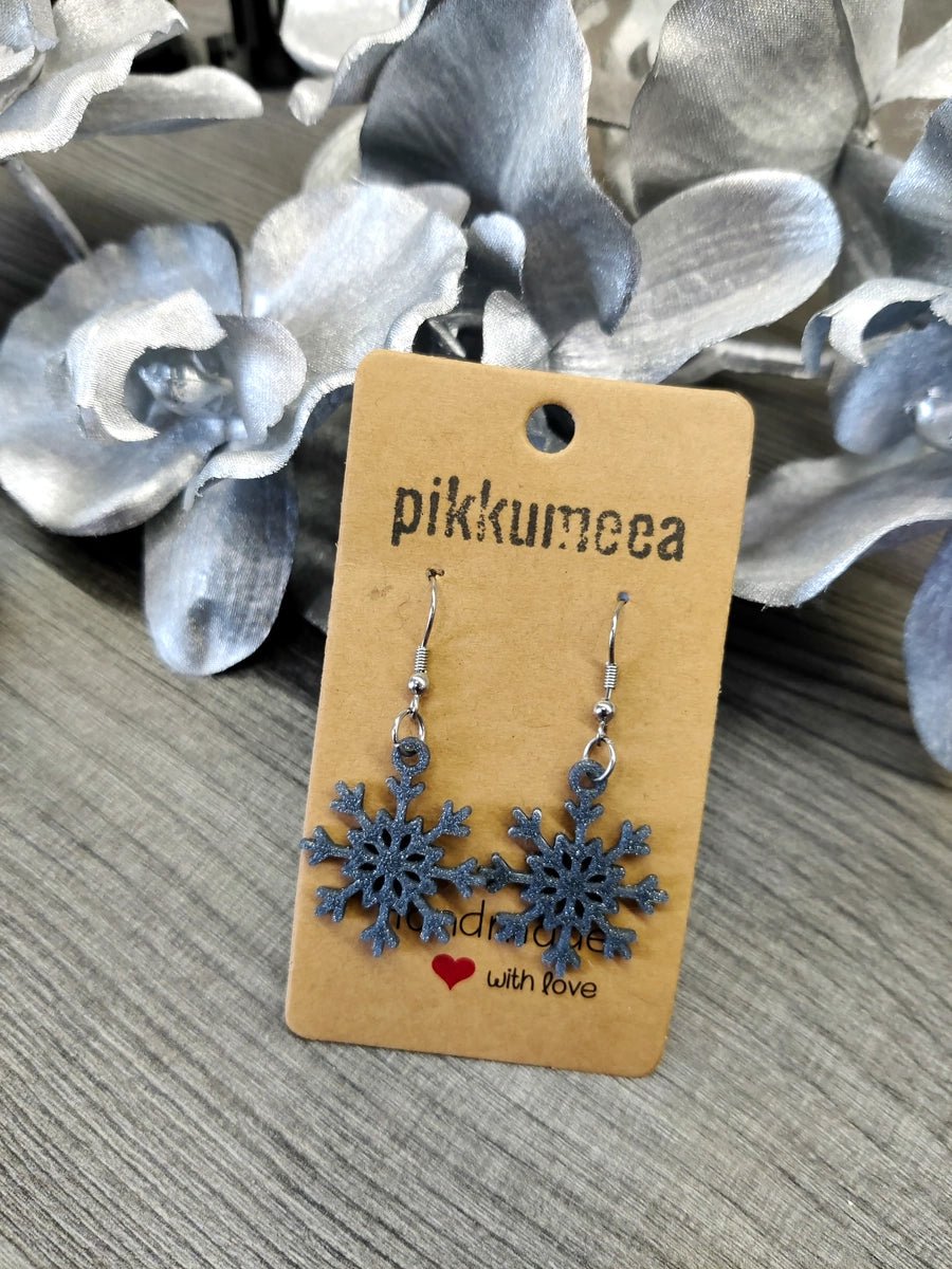 Korvakorut Lumihiutale - pieni (eri värejä) - pikkumeea