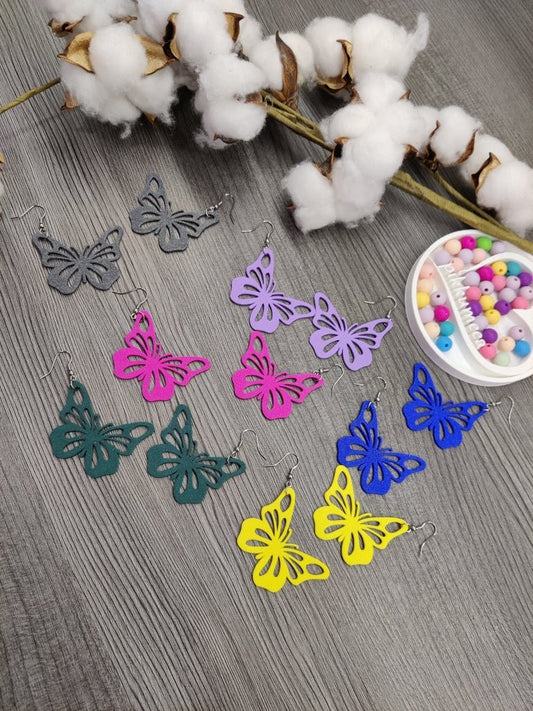 Korvakorut Perhonen - iso (eri värejä) - pikkumeea