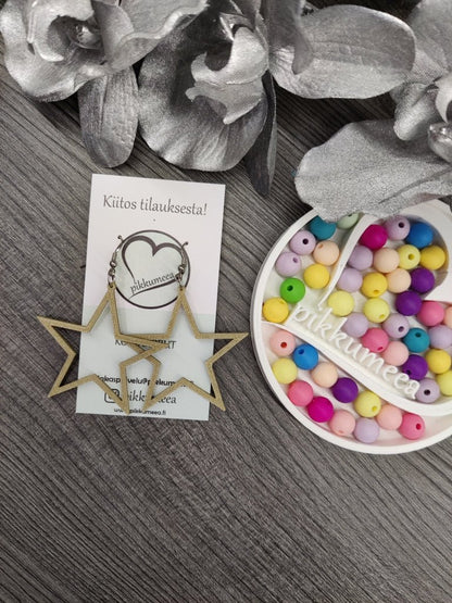Korvakorut Tähti - iso (eri värejä) - pikkumeea
