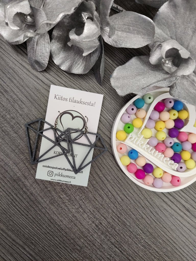 Korvakorut Timantti - iso (eri värejä) - pikkumeea