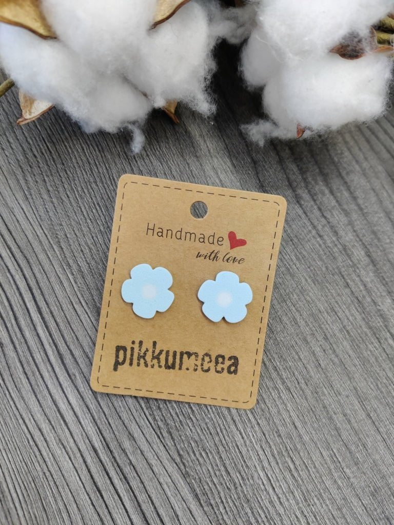 Nappikorvakorut Kukka (eri värejä) - pikkumeea