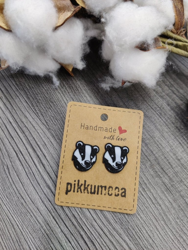 Nappikorvakorut Mäyrä - pikkumeea