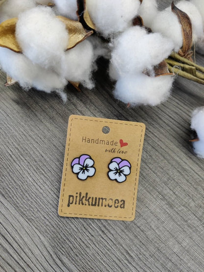 Nappikorvakorut Orvokki (eri värejä) - pikkumeea