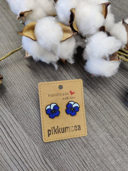 Nappikorvakorut Orvokki (eri värejä) - pikkumeea