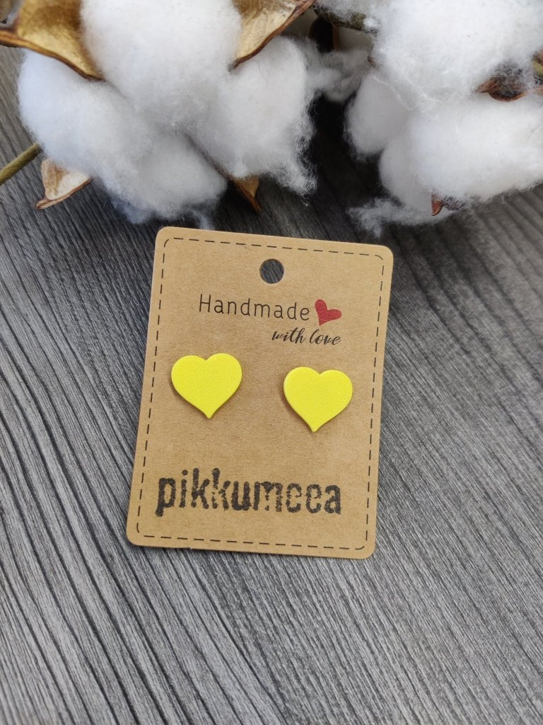 Nappikorvakorut Sydän (eri värejä) - pikkumeea