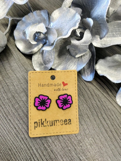 Nappikorvakorut Unikko (eri värejä) - pikkumeea