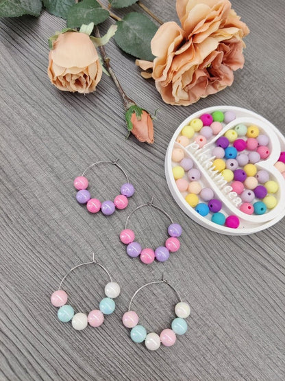 Rengaskorvakorut helmi (eri värejä) - pikkumeea