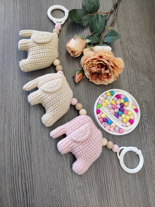 Vaunulelu kolme norsua (beige / vaalea beige / vaaleanpunainen) 36 - 39cm - pikkumeea