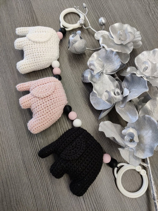 Vaunulelu kolme norsua (musta / vaaleanpunainen / valkoinen) 36 - 38cm - pikkumeea