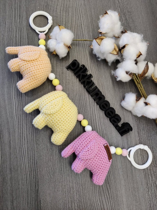 Vaunulelu kolme norsua (vaalea persikka / vaaleankeltainen / pinkki) 36 - 39cm - pikkumeea