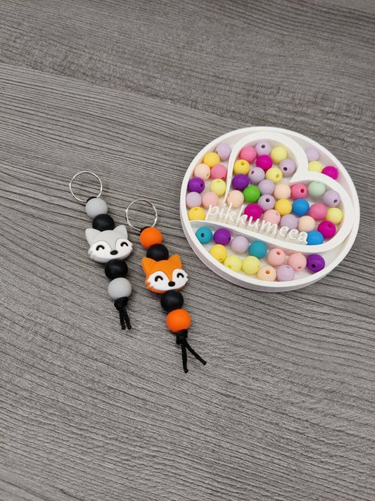 Avaimenperä kettu (eri värejä) - pikkumeea