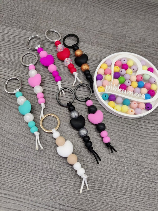 Avaimenperä sydän (eri värejä) - pikkumeea