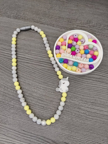 Lasten kaulakoru yksisarvinen (eri värejä) - pikkumeea